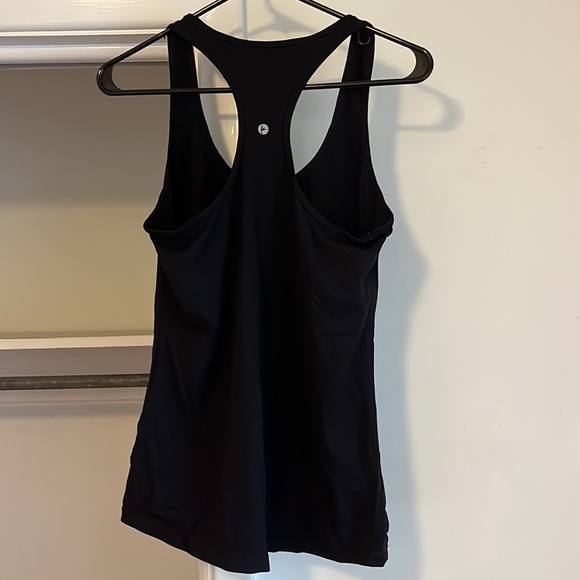 90 degree athletic tank top - Picture 2 of 3